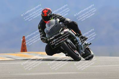 media/Nov-05-2022-SoCal Trackdays (Sat) [[f8d9b725ab]]/Turn 9 (110pm)/